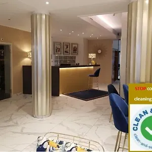 Excelsior Hotel